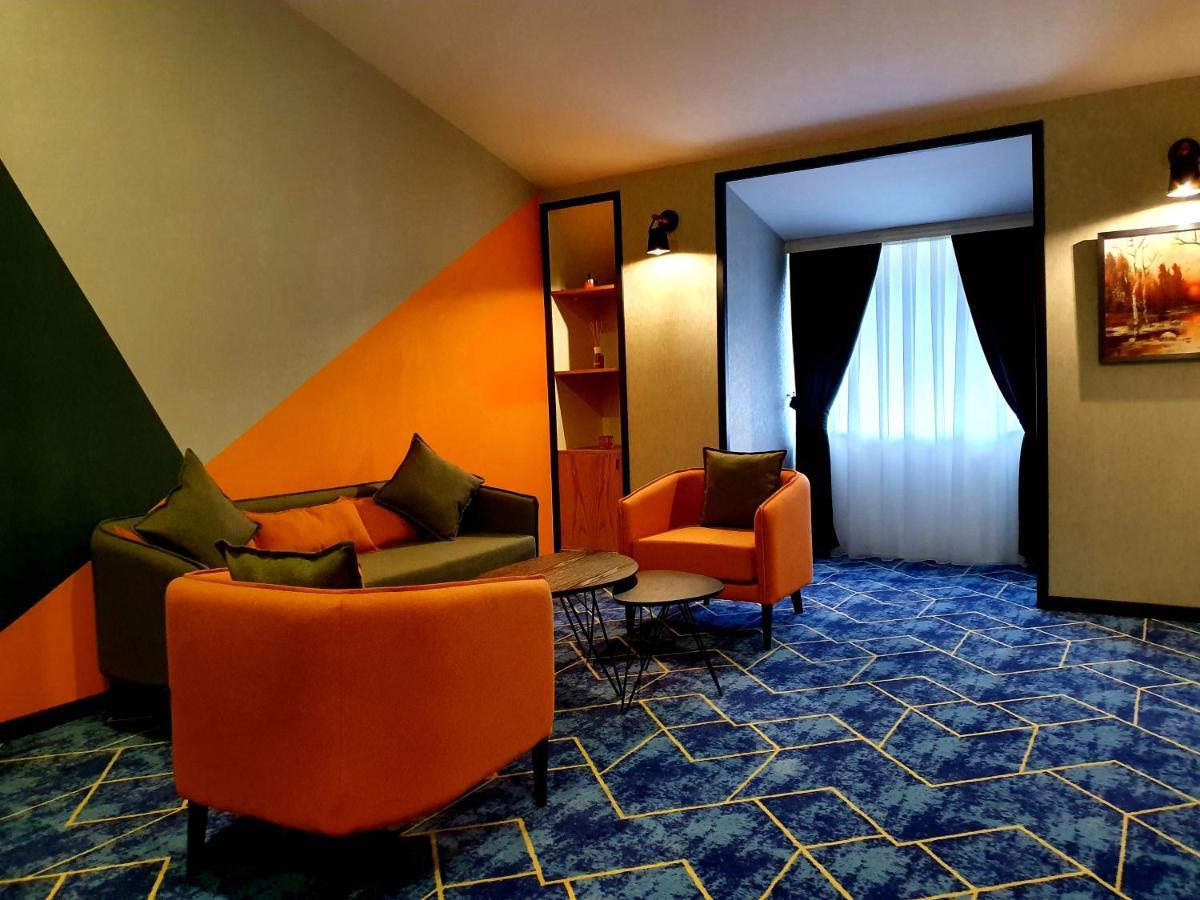 Porto Hotel Bakoe Buitenkant foto