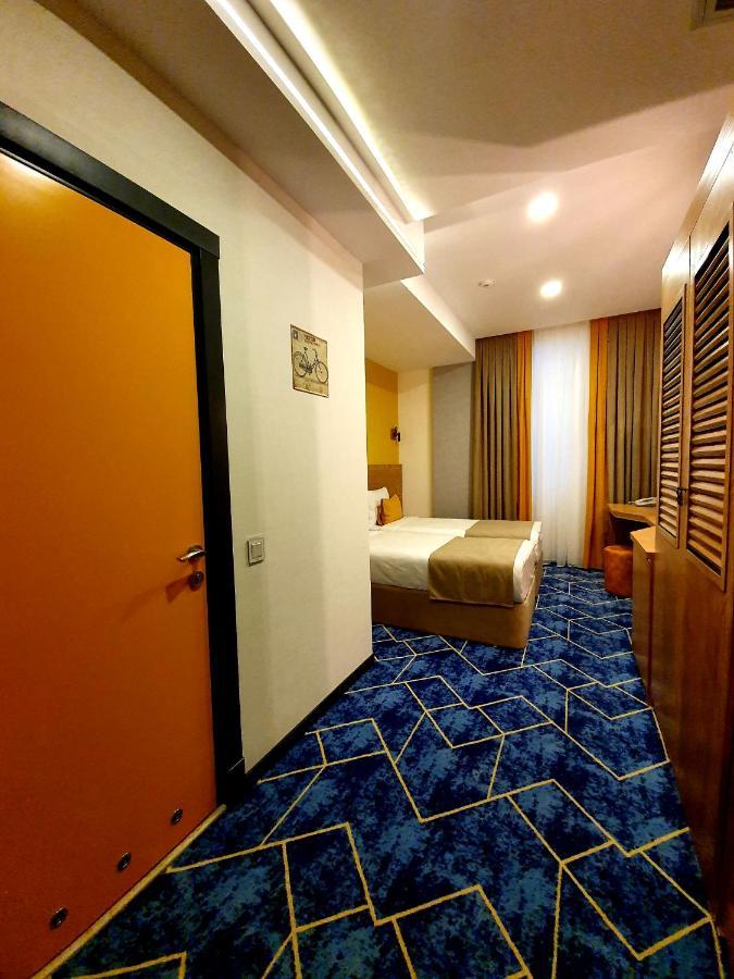 Porto Hotel Bakoe Buitenkant foto