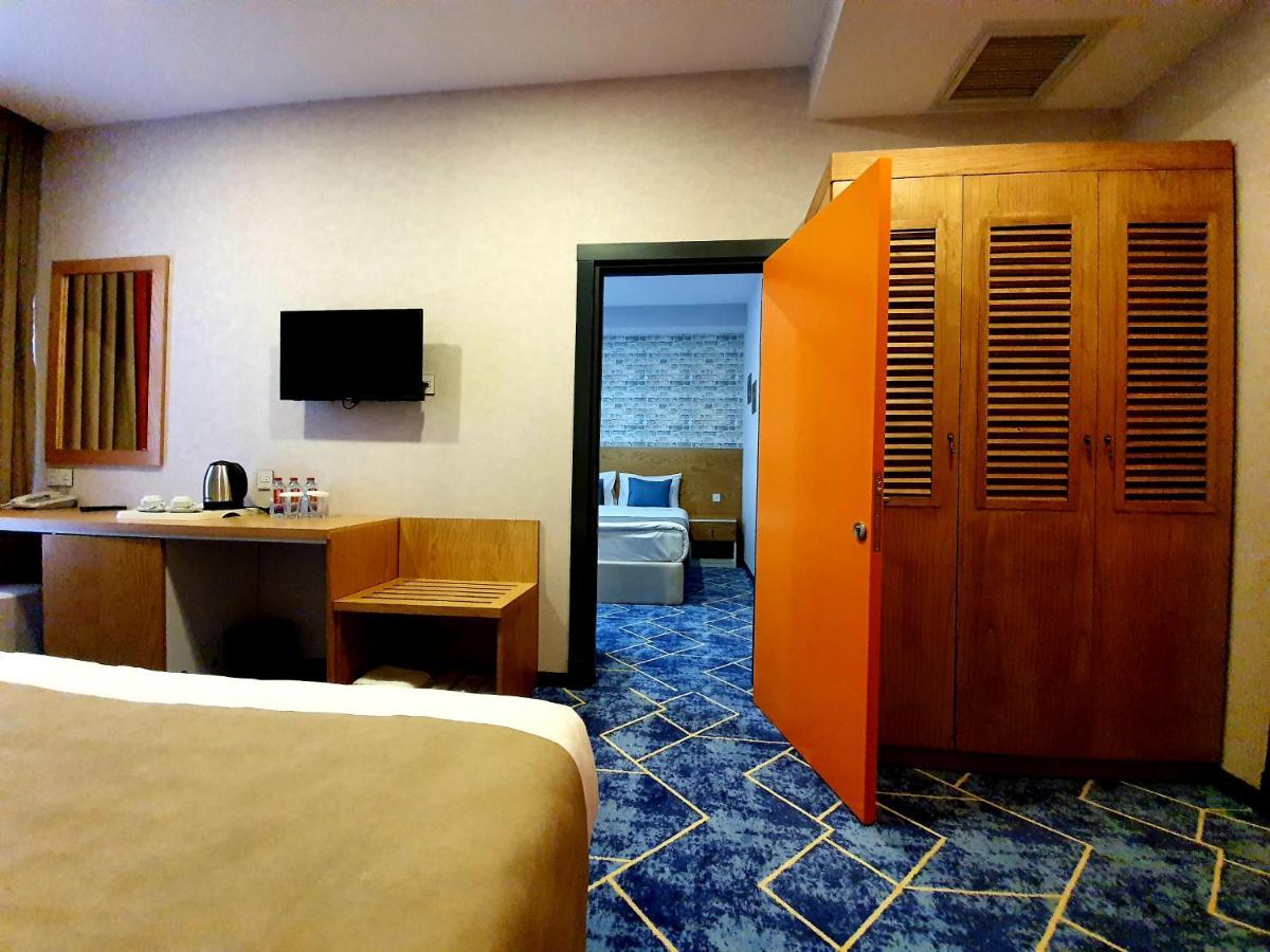 Porto Hotel Bakoe Buitenkant foto
