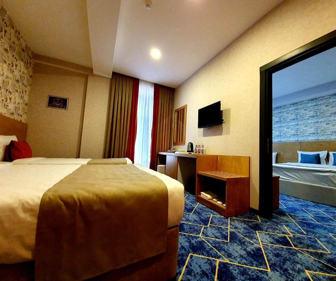 Porto Hotel Bakoe Buitenkant foto