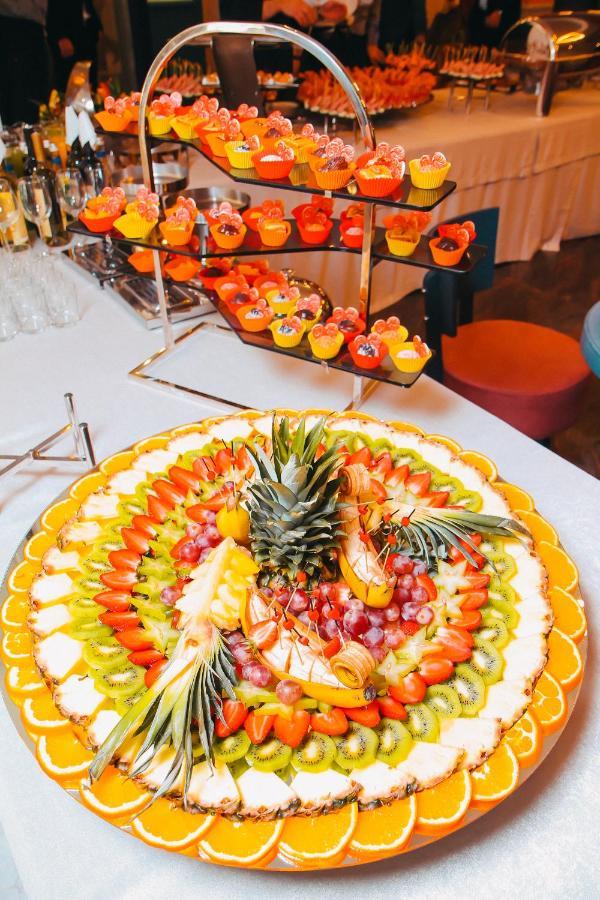 Porto Hotel Bakoe Buitenkant foto